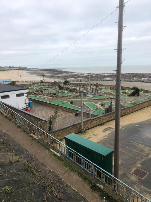 Trendy 3 Bedroom Home Close To Margate Beaches Bars Resturants 2 Night Min Stay Westgate-on-Sea Exterior photo